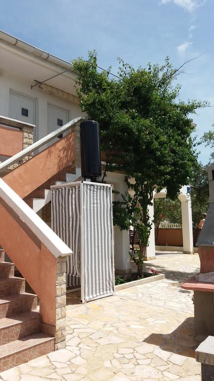 Apartments Jolic Vir Luaran gambar