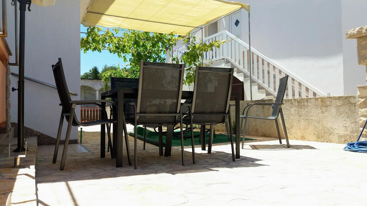 Apartments Jolic Vir Luaran gambar