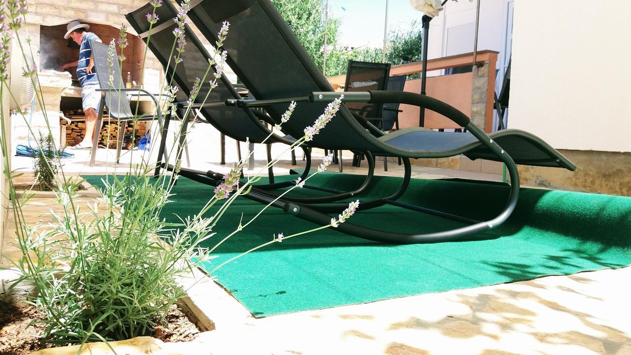 Apartments Jolic Vir Luaran gambar